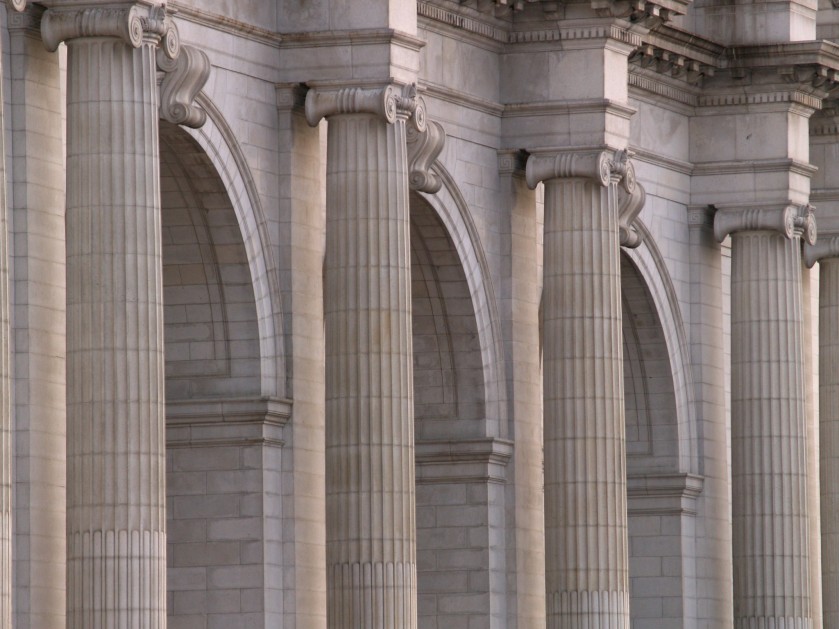 Columns and arches in Union Station.
